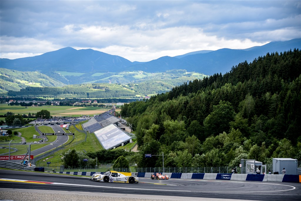 Weekendens løb køres på den flotte F1-bane i Østrig
(Foto: Xynamic.com)